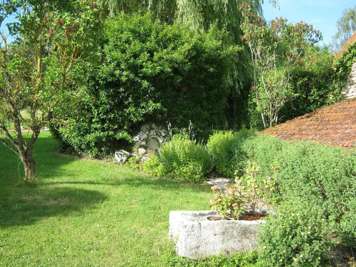 La Maison D'Ormancey Mont-Saint-Jean  Buitenkant foto