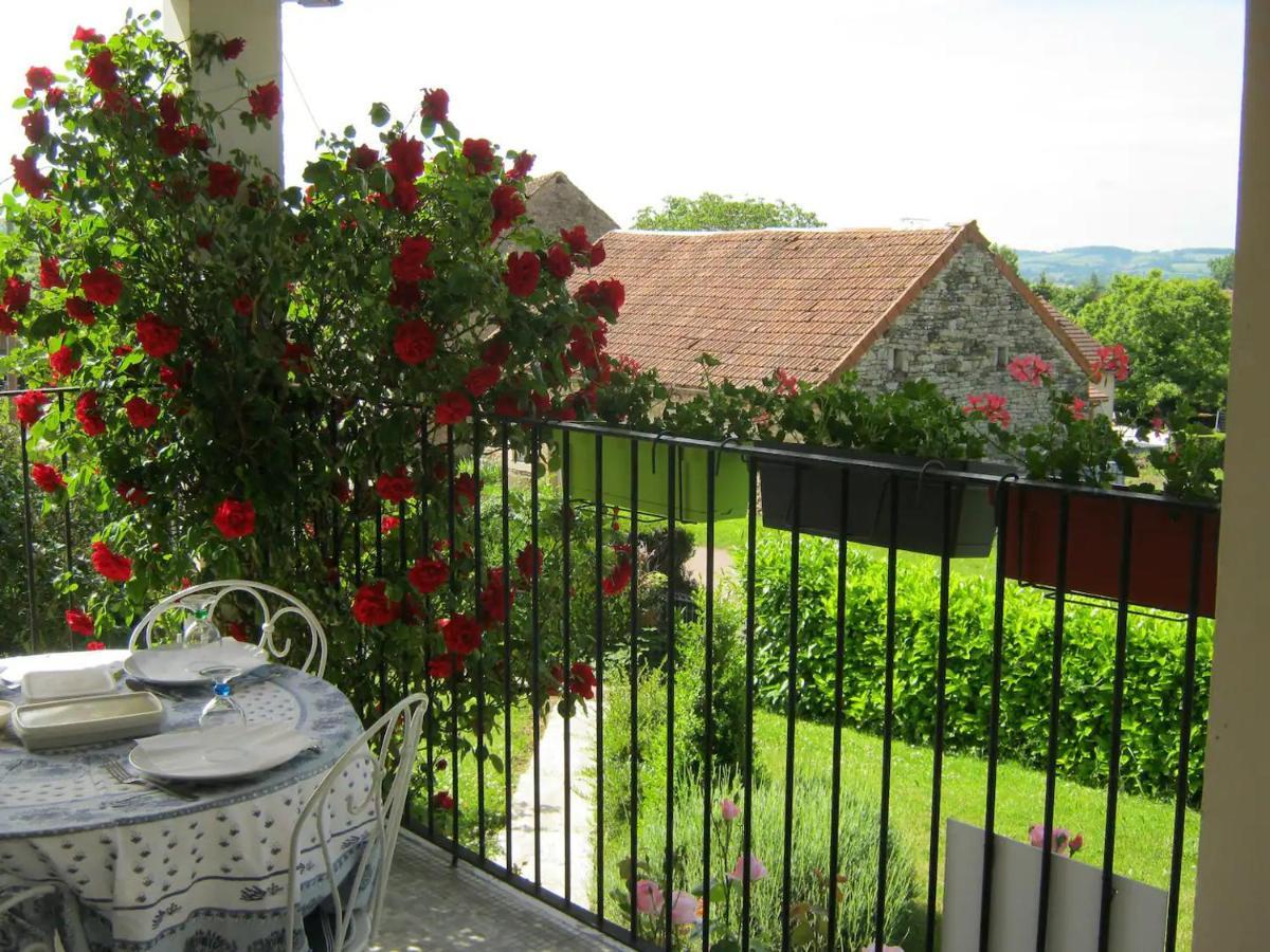 La Maison D'Ormancey Mont-Saint-Jean  Buitenkant foto
